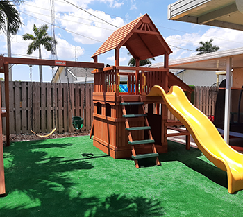 Woodplay playset in Coral Springs Florida, installed by Play King 